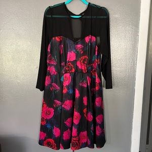 NWOT Torrid sz 2 Black & Pink Floral MIDI Dress with Mesh top and long s…